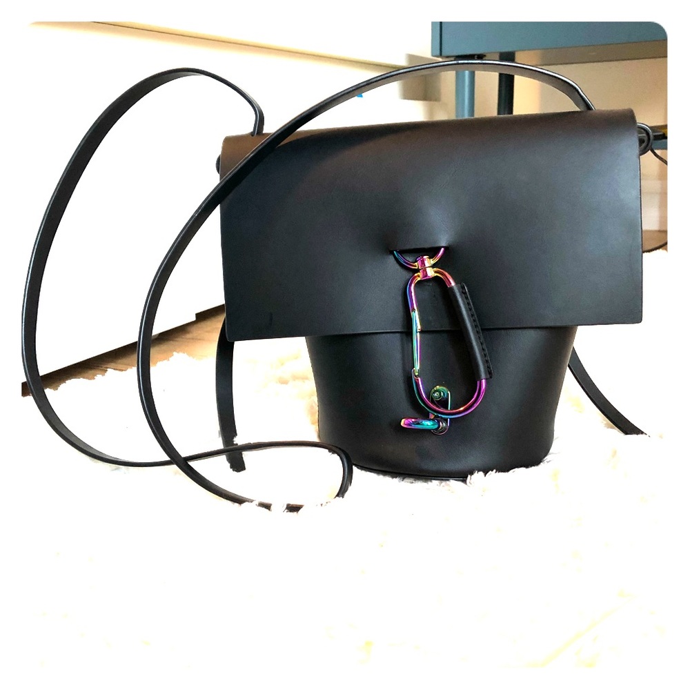 Zac Posen Belay Crossbody - black w/ color chain